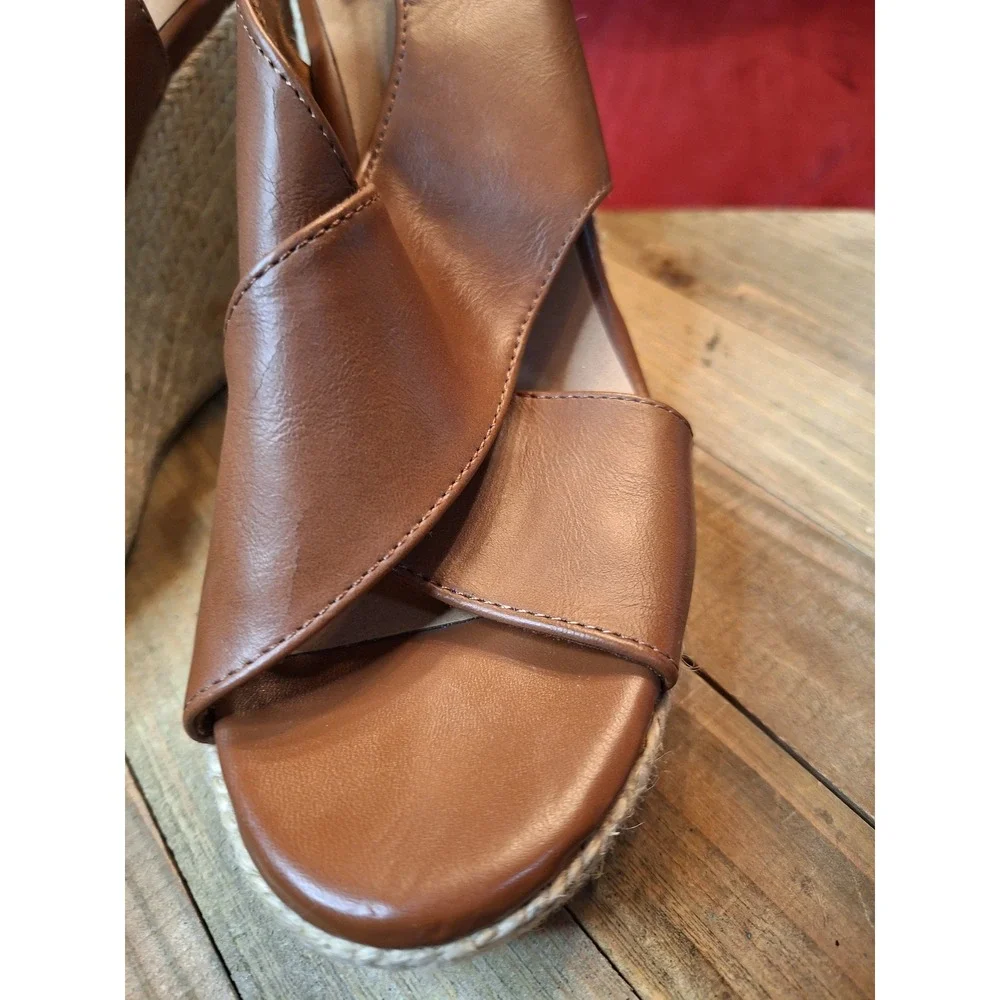 American Eagle Tan Faux‎ Leather Espadrille Wedge Sandals Women Size 8 159833